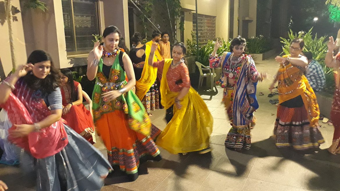 Navratri Celebrations Reach Their Peak In Gujarat - The Live Ahmedabad