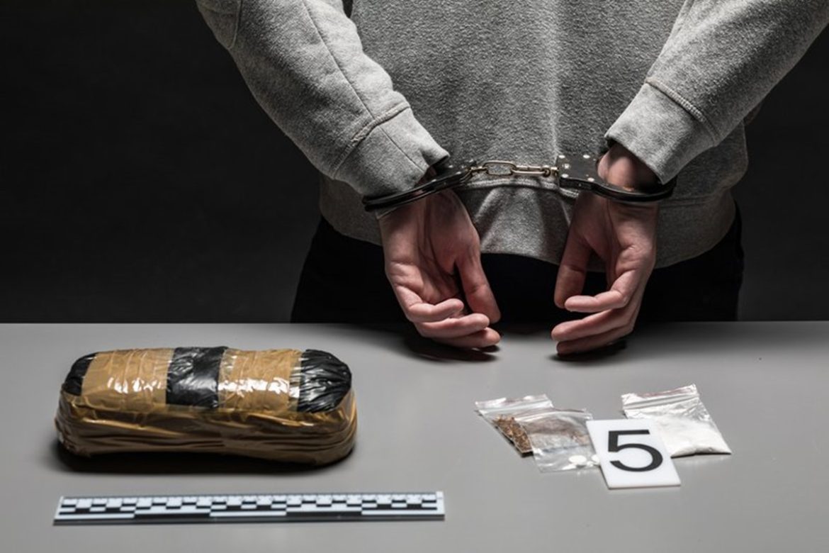 Five held with drugs worth Rs 19 lakh in Ahmedabad