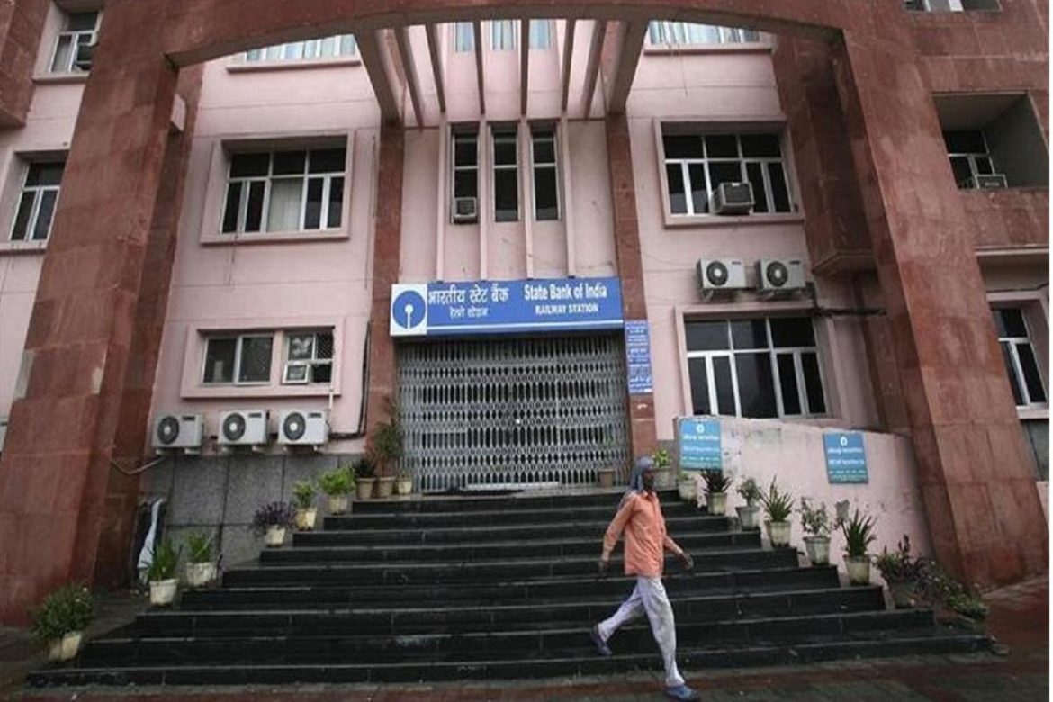 As IBA agrees to a 5-day workweek demand, banks may be closed on all Saturday