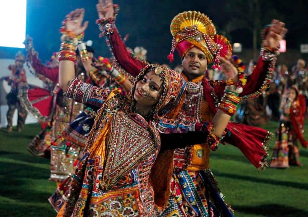 10,000 for a Garba Night: Luxury Décor, Gourmet Food & Top Artists