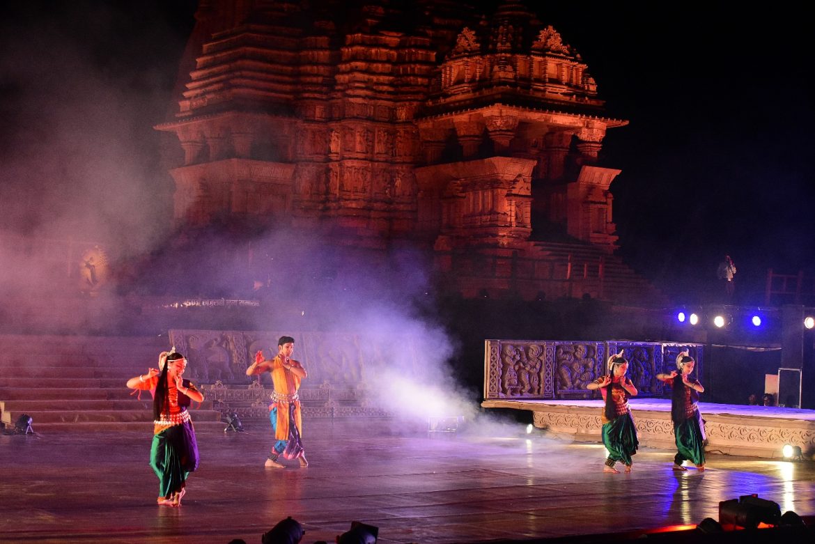 Khajuraho Dance Festival Blends Culture with Adventure:From Skydiving to Heritage Marathon