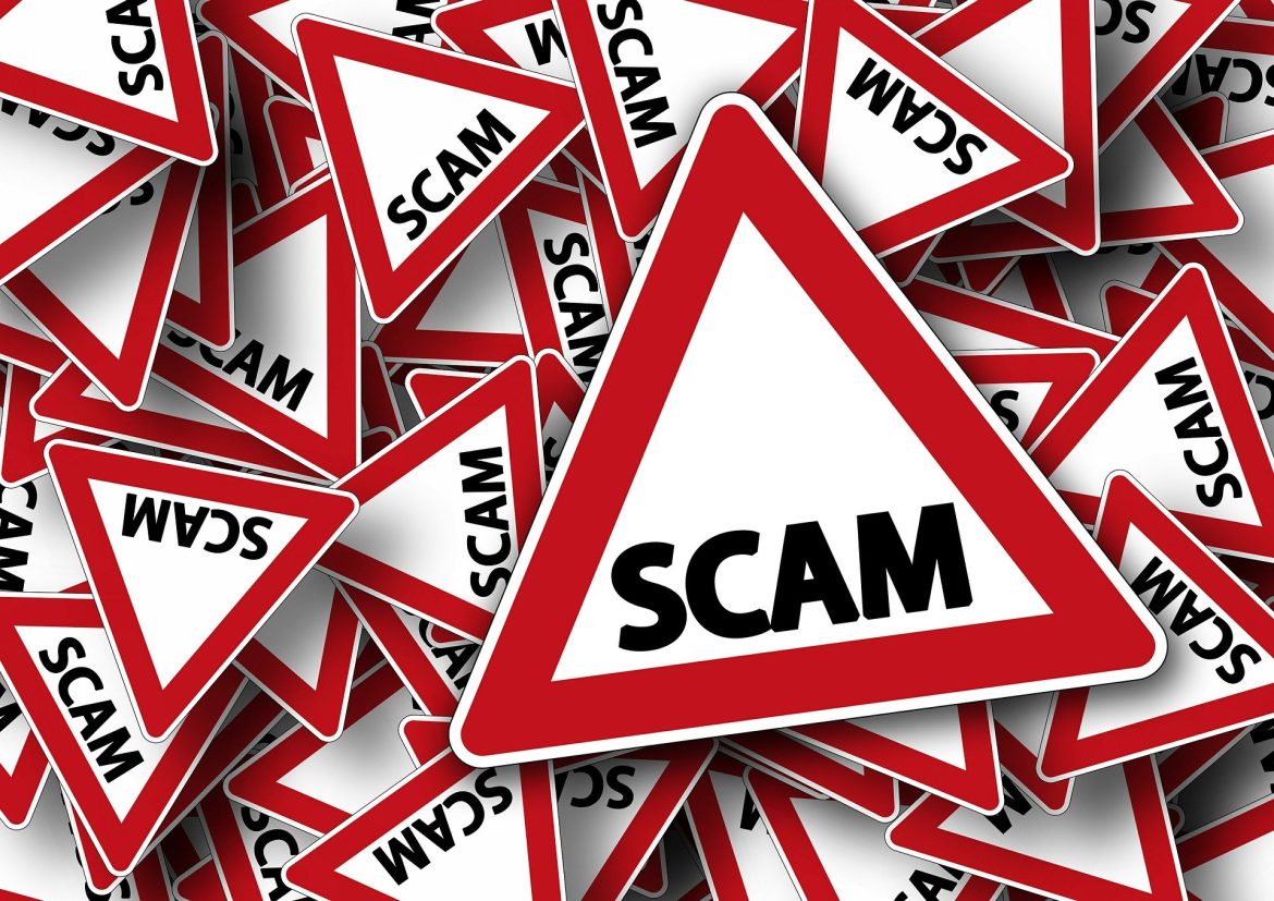 Fake E-Challan App Scam Steals ₹10.7 Lakh from Accountant in Ahmedabad