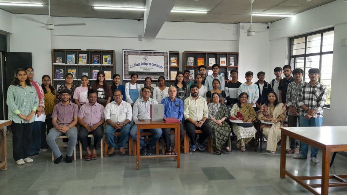 Special Reading Session on Biography of Shri Arunkumar Mehta Inspires Students