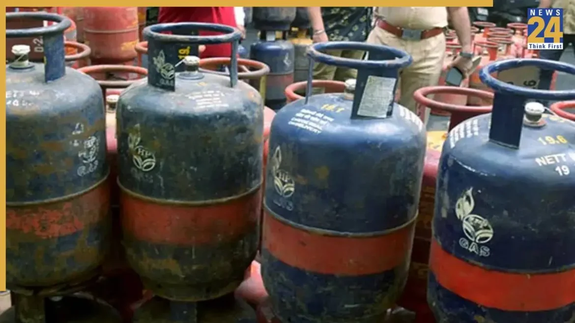 Commercial LPG Cost Rises by Rs 195.5 amid Middle East Tensions; No Change in Domestic Cylinder Prices