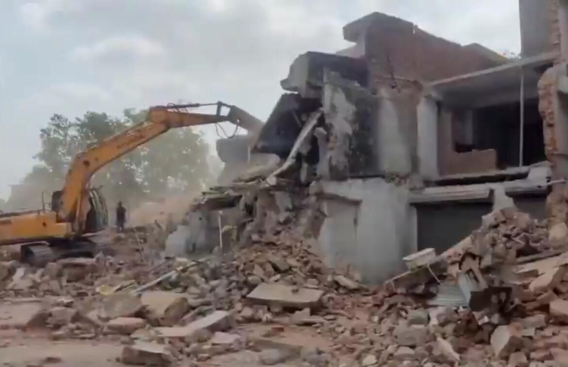 75 illegal structures removed in Saijpur during AMC anti-encroachment drive