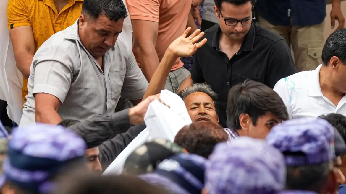 Sonam Wangchuk Hospitalised by Delhi Police on Day 21 of Hunger Strike