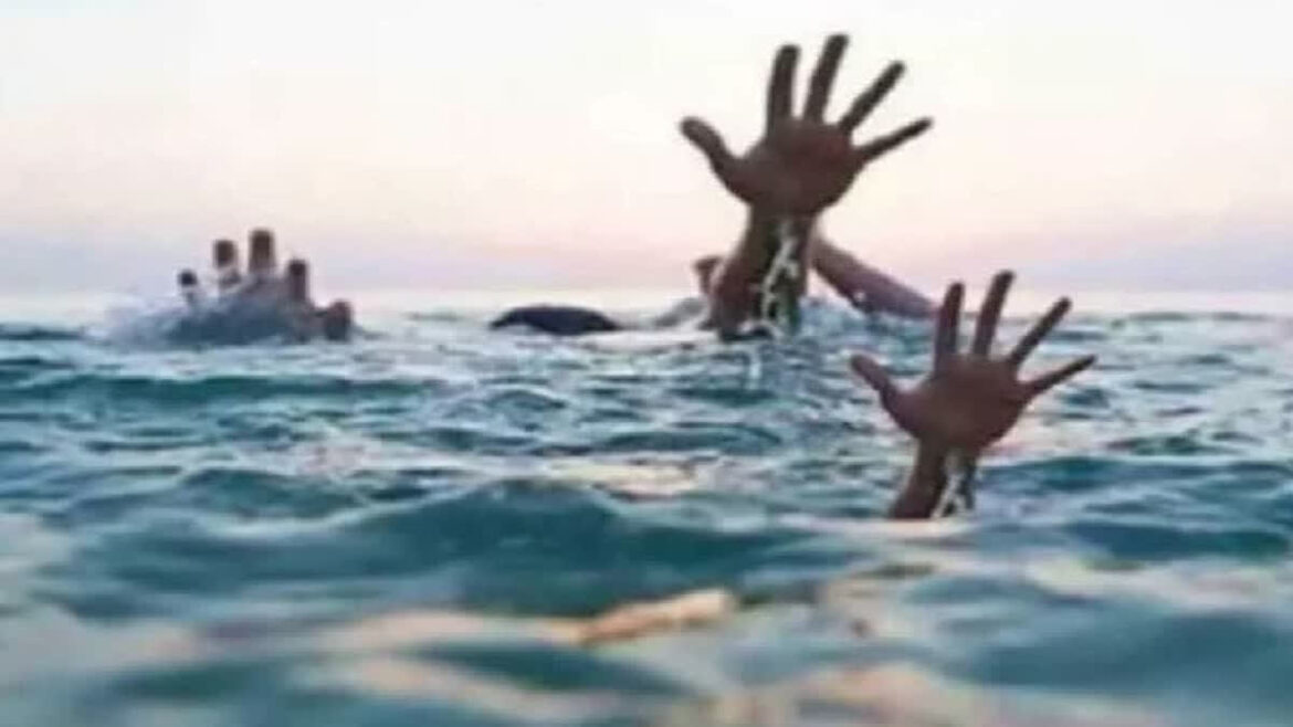 2 Dead, 3 Rescued After Five Teenagers Caught in Sea Current in Gir Somnath