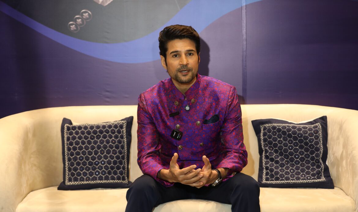 Rajeev Khandelwal Announced as Host and Ambassador of Adani Group’s Ambitious New Show ‘Vande Bharatam’!