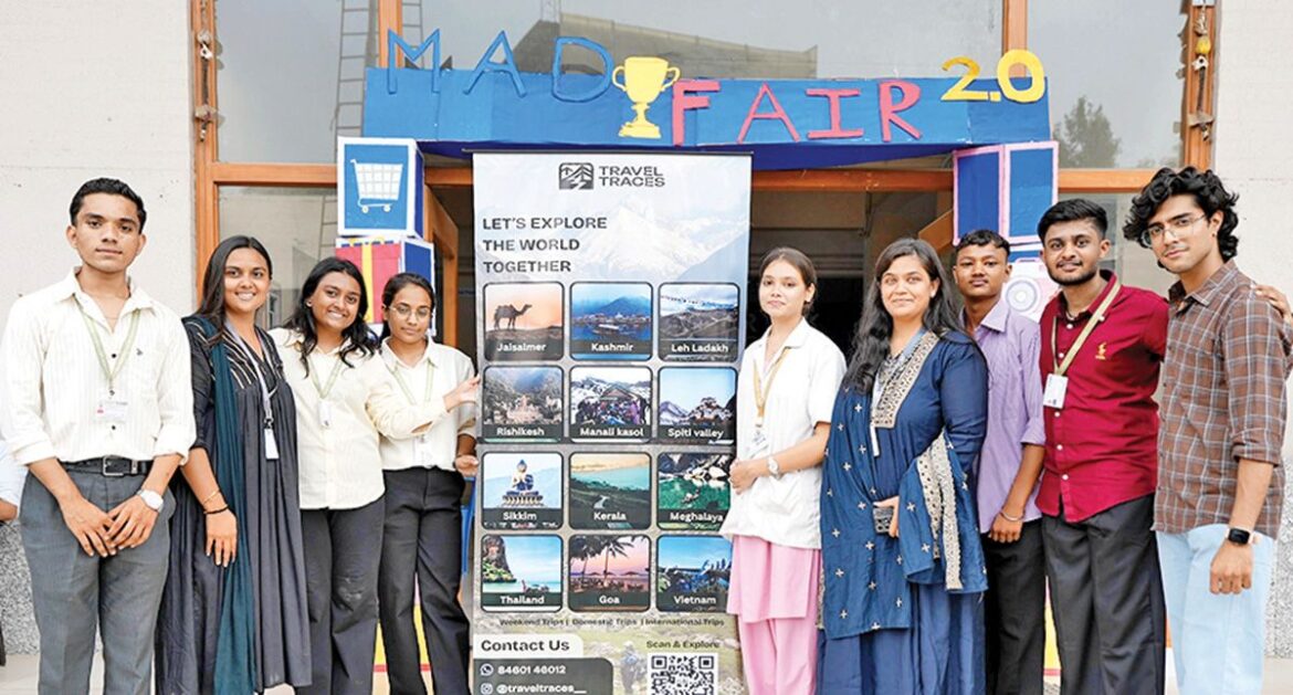 SIOM Students Showcase Marketing Skills at On-Campus Marketplace Fair