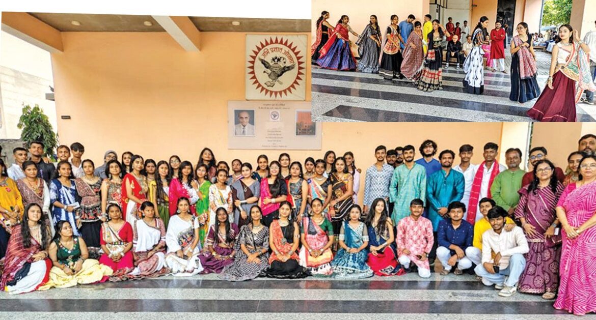 CC Sheth College Students Celebrate Navratri in Traditional Attire
