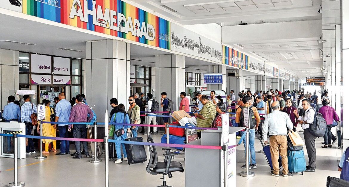 Air India Passengers Face Food and Water Shortage During 4.5-Hour Wait at Mumbai Airport